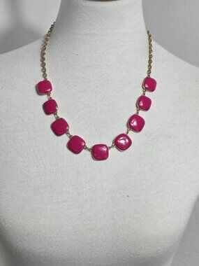 Vibrant Magenta-Pink Statement Necklace Multiple-Square Panels Gold Tone Chain